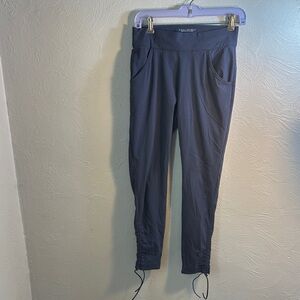 Columbia Women's Capris - Dark Blue